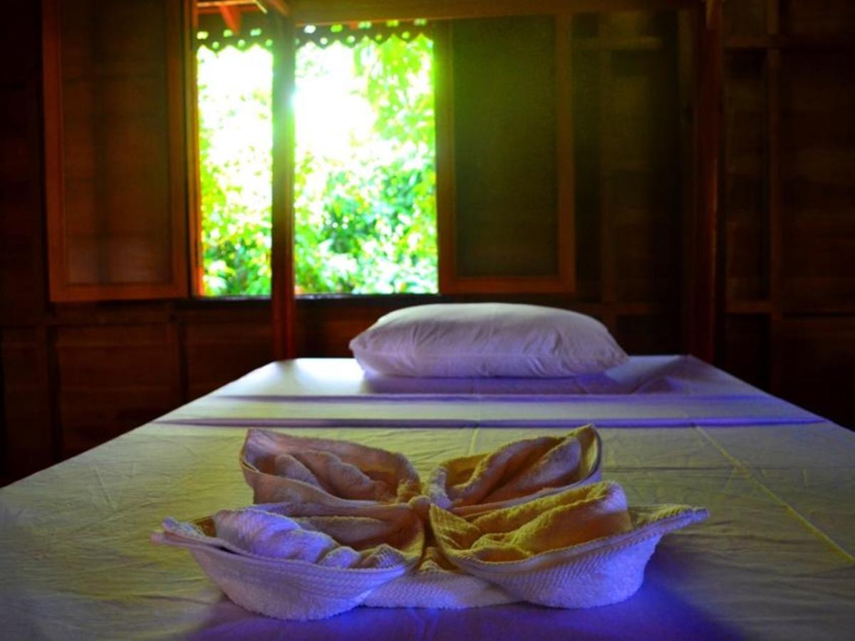 The Plantation Albergue Kampot Exterior foto