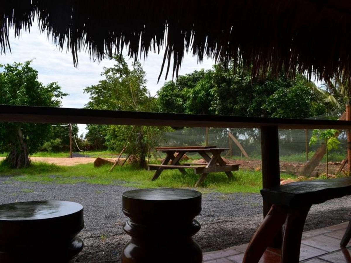 The Plantation Albergue Kampot Exterior foto